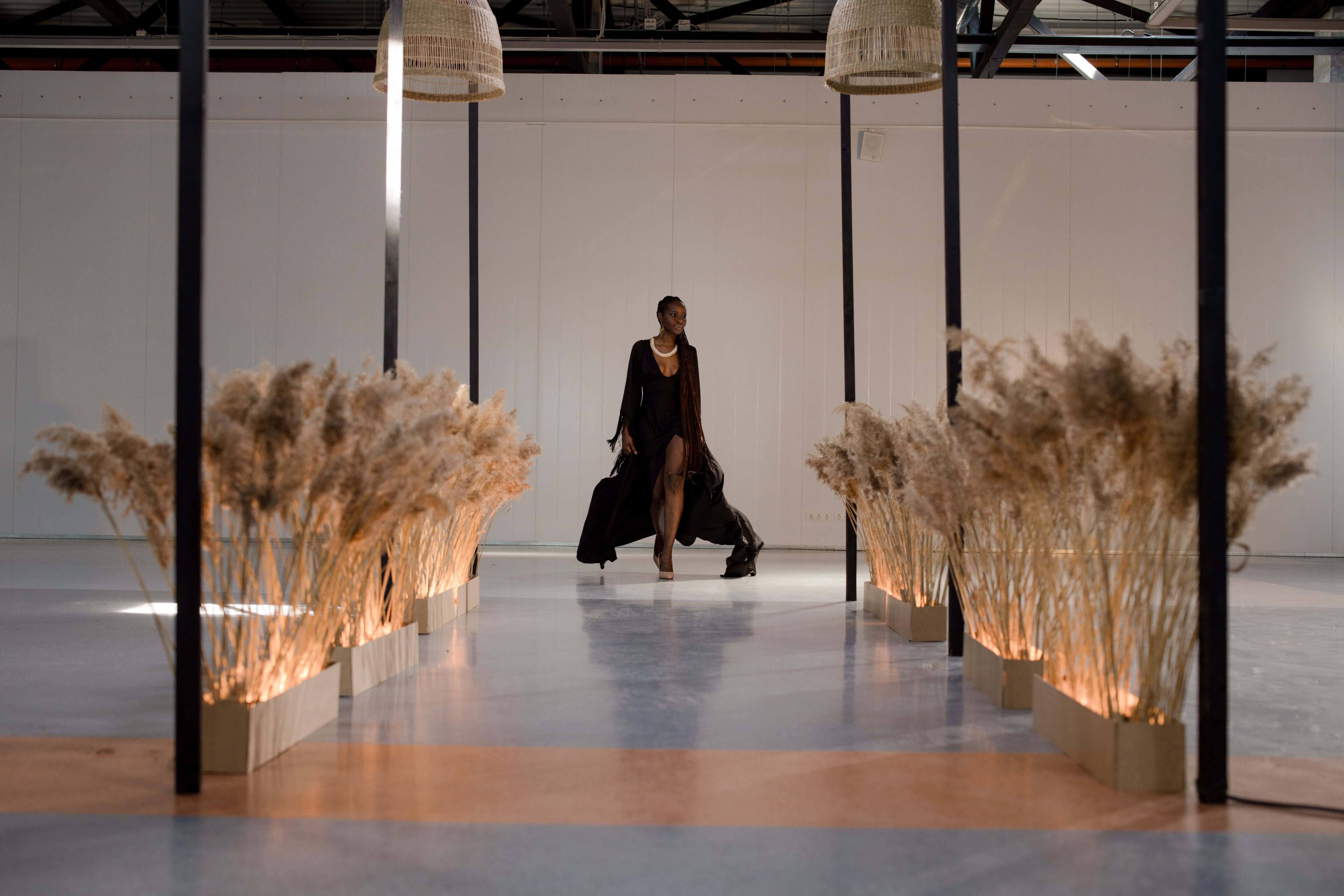 Global fashion weeks ranked: Industry prestige and tourist accessibility