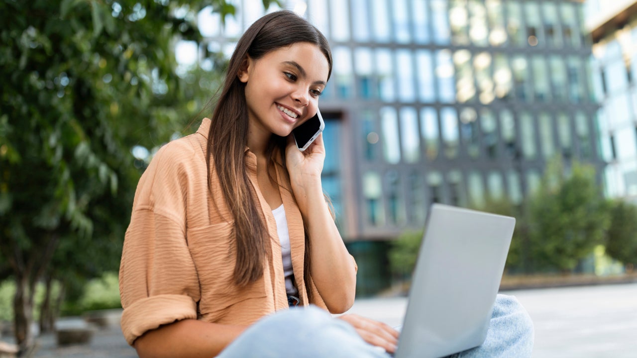 What does lower latency mean for travellers? Latest Opensignal analysis reveals how Holafly’s network improvements deliver faster connections worldwide