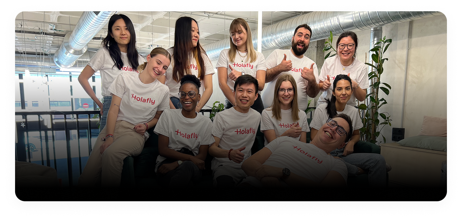 Holafly employees enjoying their time