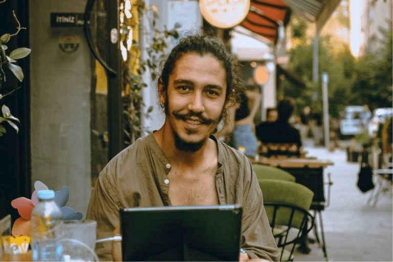 digital nomad with visa in spain