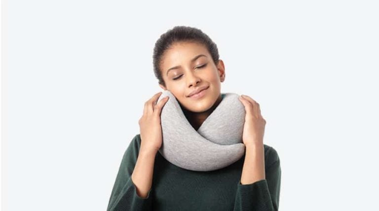 Memory foam travel pillow