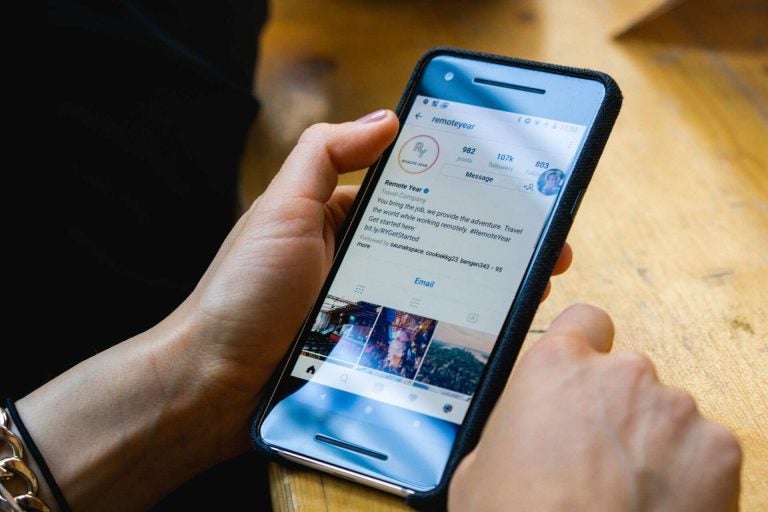 Using mobile internet on the go