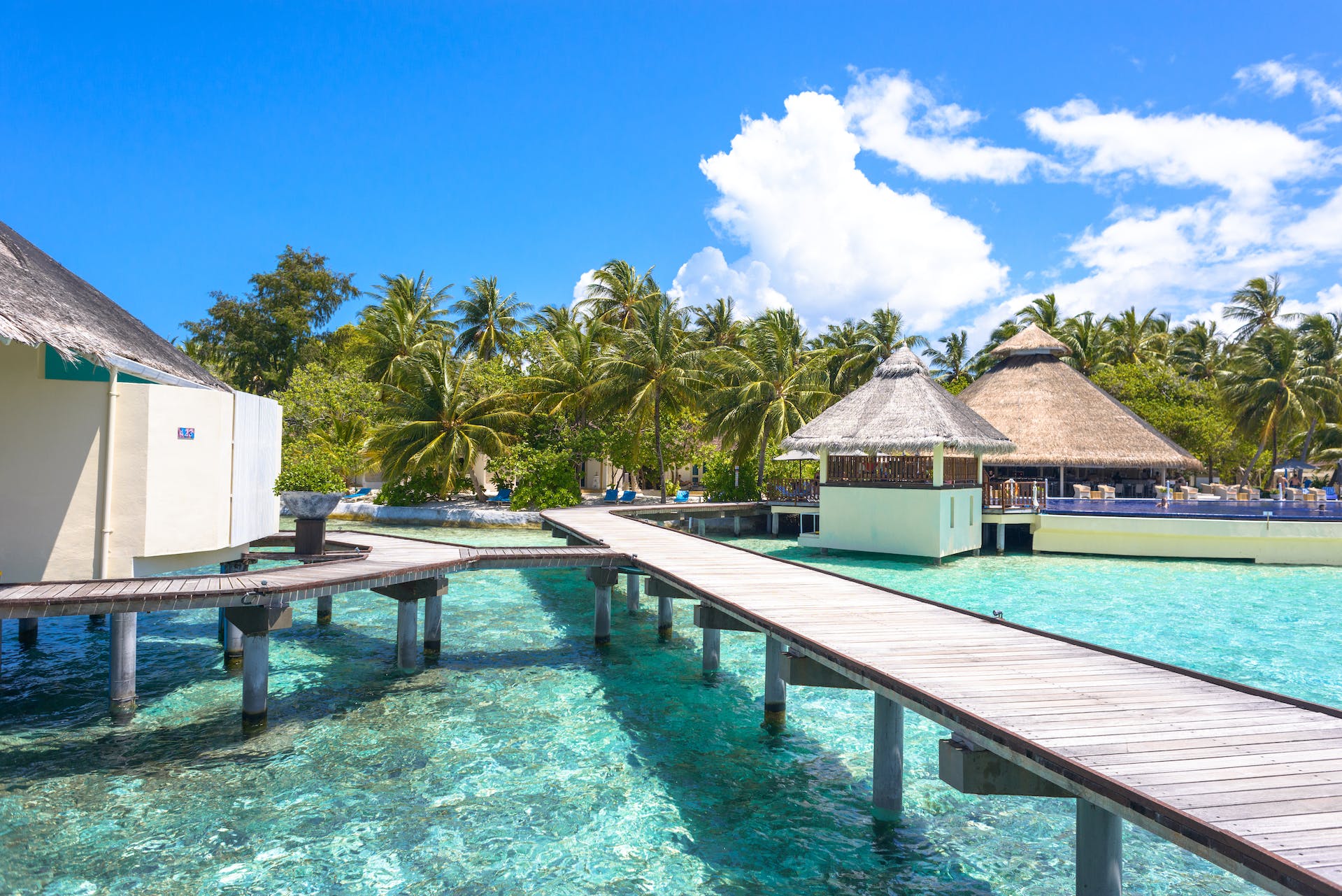 How much does a Maldives vacation cost in 2026? Budget guide