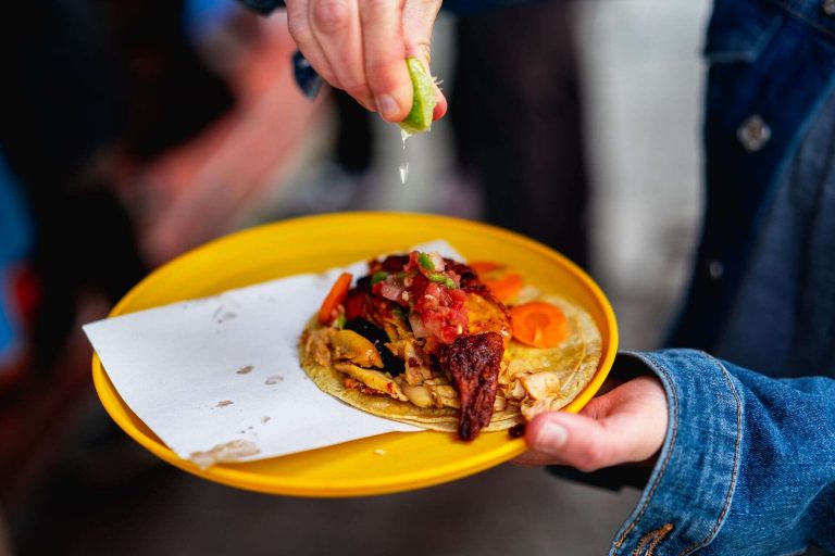 A Mexican street food taco.