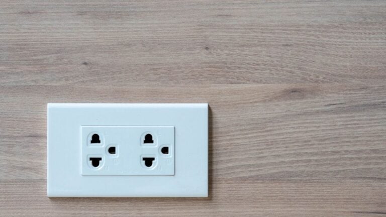 Type A and type B sockets used in Mexico