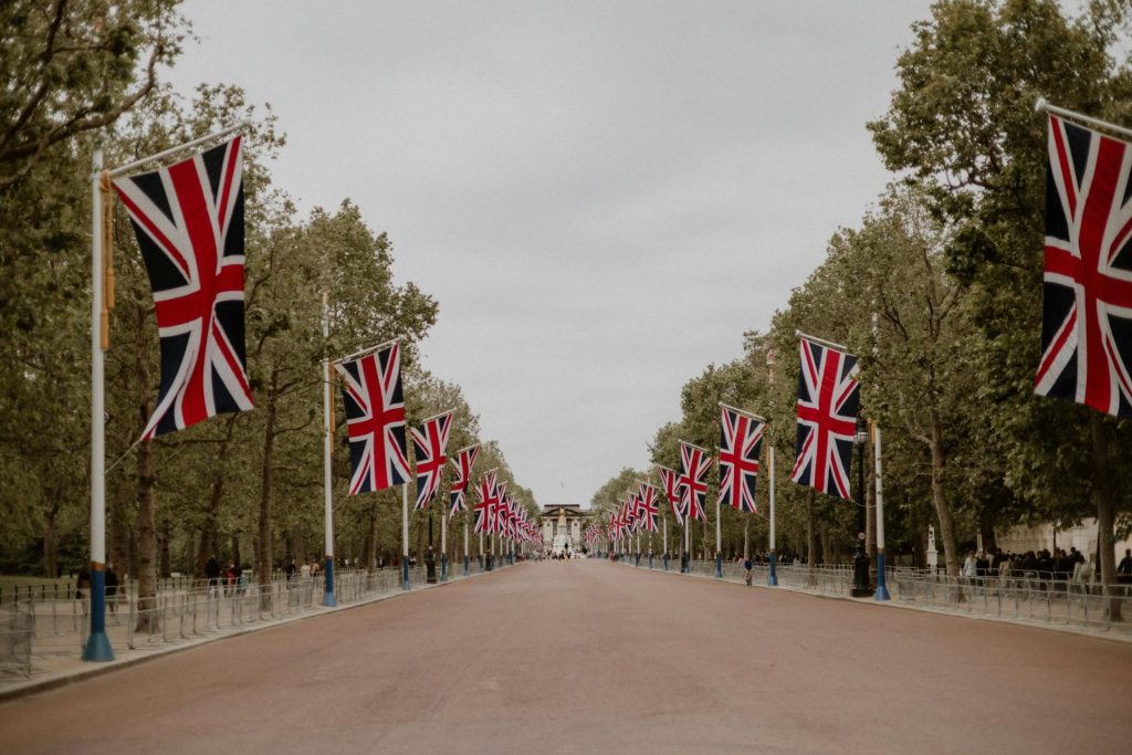 travel to UK