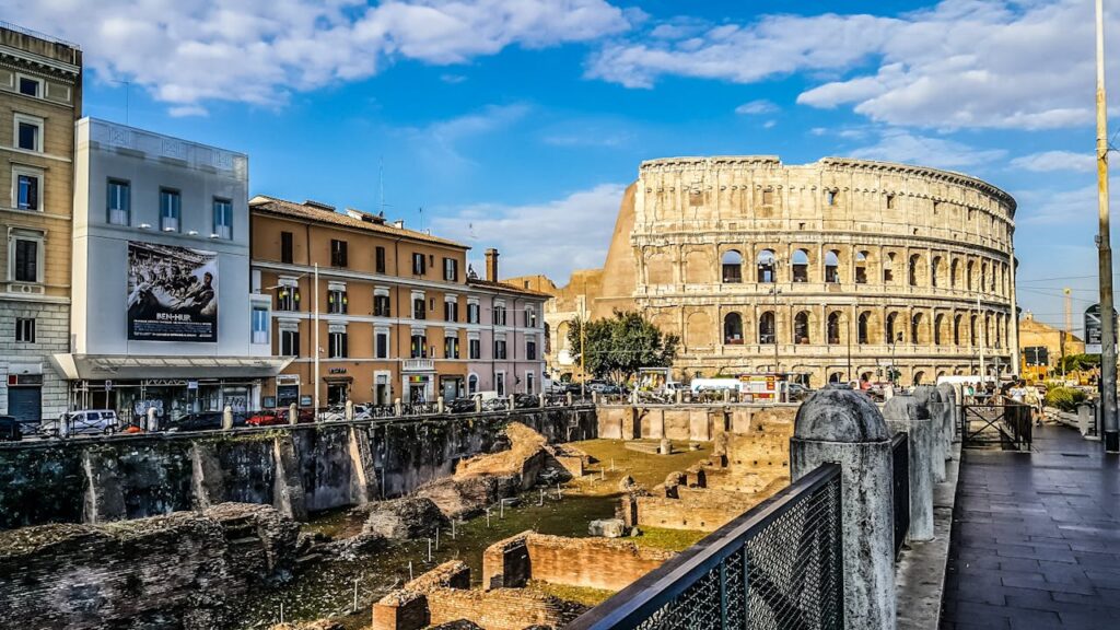 pohoto of the colosseum in the background