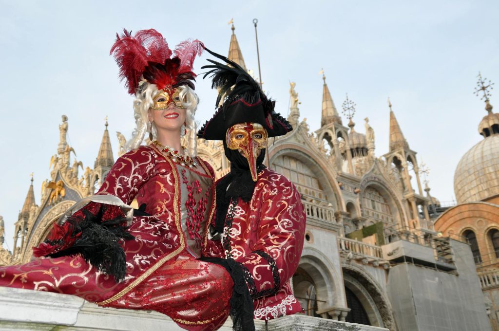 venice carnival attendees