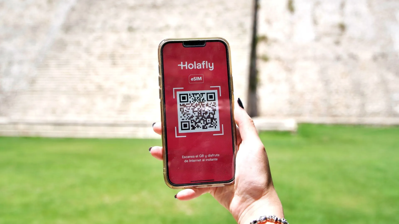 How to text internationally on an iphone holafly