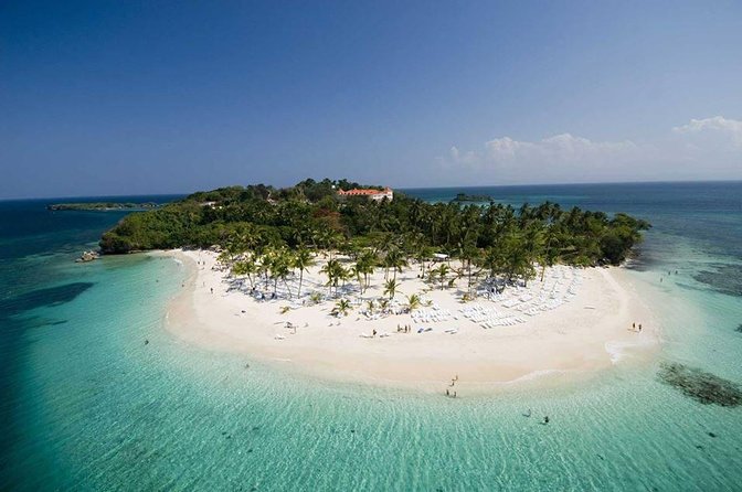  Cayo Levantado in Punta Cana. Source:  Cayo Levantado