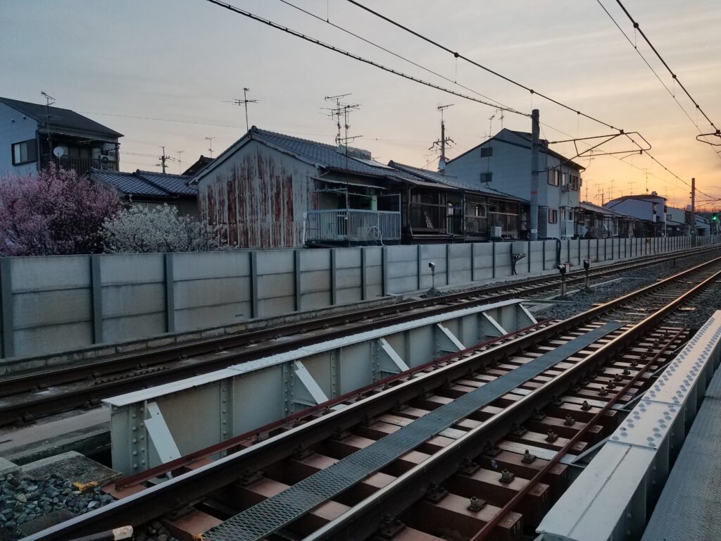 A photo I took at sunset in the suburbs while traveling Japan by train