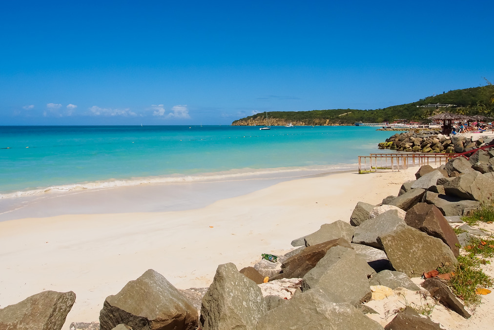 An empty beach at Dickenson's Bay