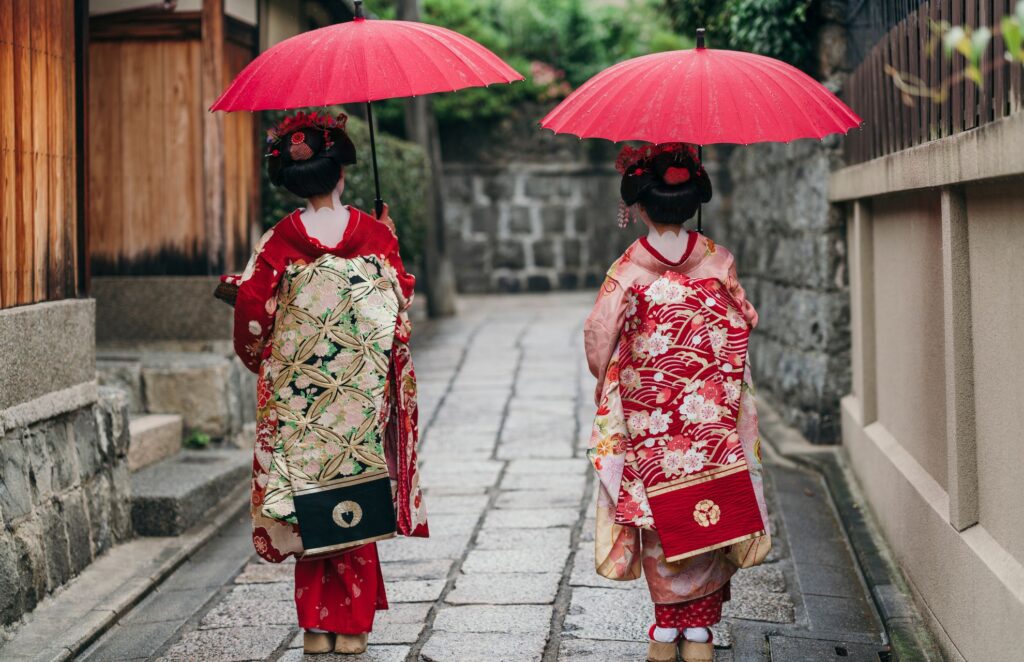 Maiko geishas walking through Kyoto’s Gion district