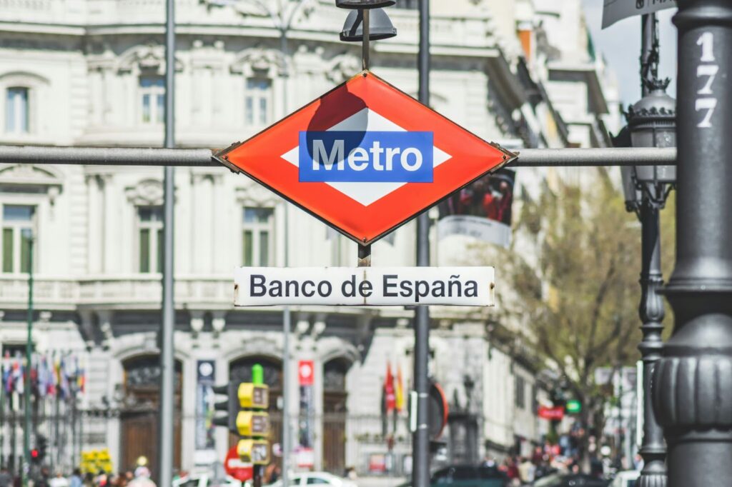 Enjoy benefits like unlimited rides on public transport in Madrid