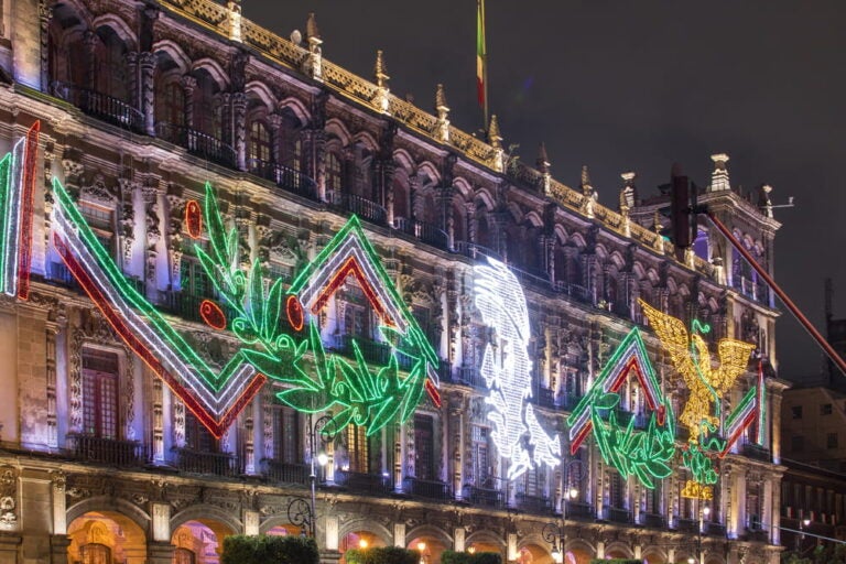 illumination in México City because of mexican independence day
