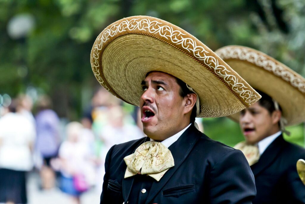 mariachis signing to pay homage to santa cecilia