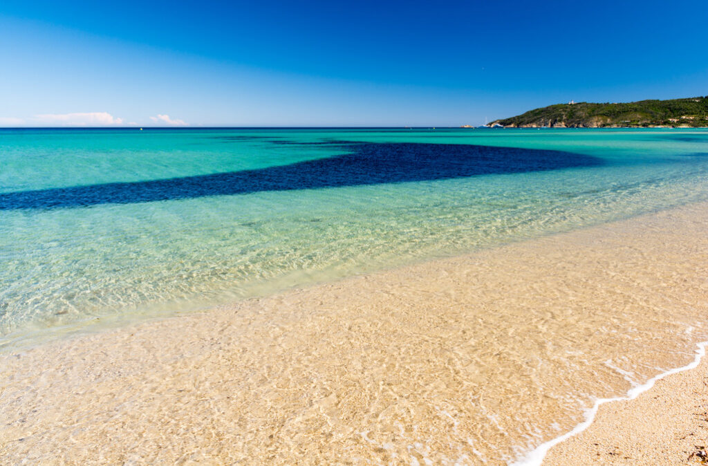 tahiti beach in saint tropez