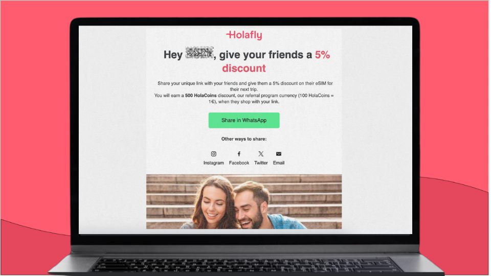 An email offering discounts for Holafly referral