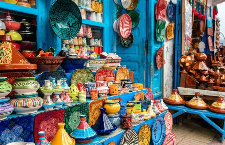 moroccan pottery