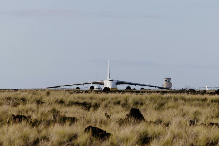 Airplane landing at the Kailua-Kona Airport in Hawaii