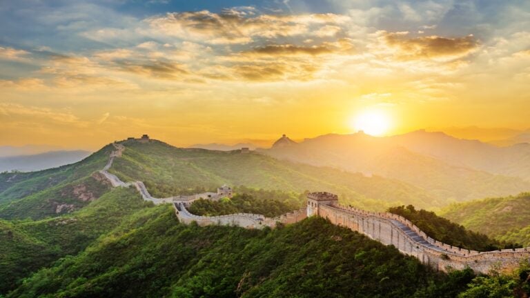 the great wall of china at sunset