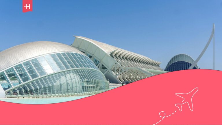 Valencia aquarium view. Coliving in Valencia