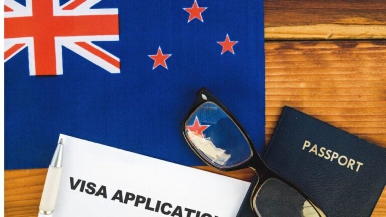Visas for vacationing and working in New Zealand as a Mexican