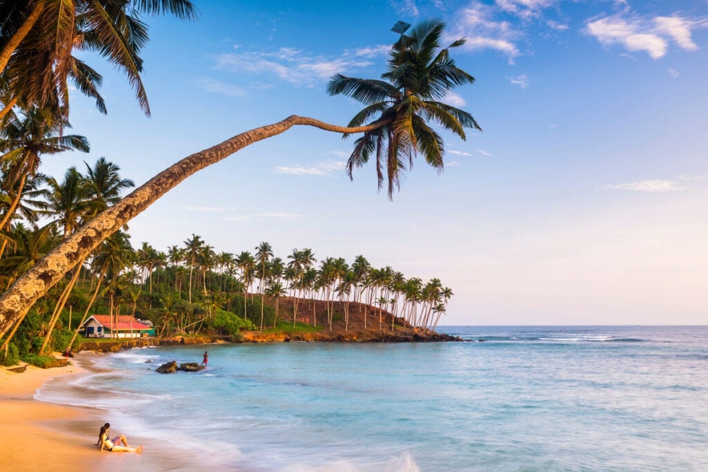10 Cheap places to travel in December Sri Lanka
