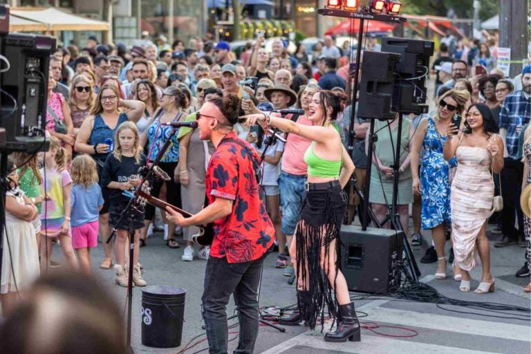 Live music in Canada