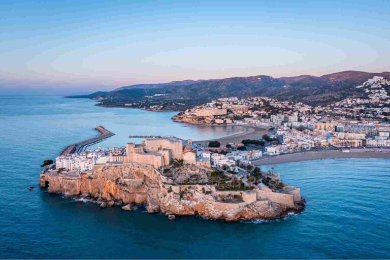 Peñíscola Seaside castle