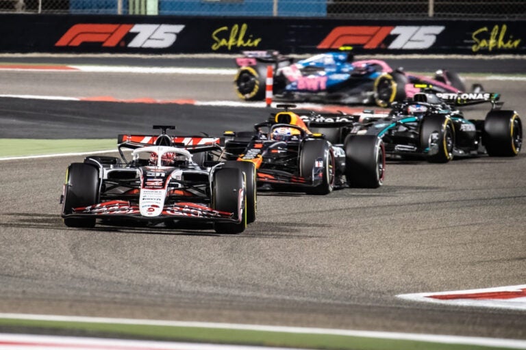Race action at the Bahrain Grand Prix in Sakhir during the Formula 1 World Championship