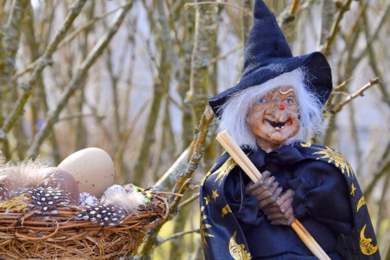 Easter witch who wear headscarves and long skirts.