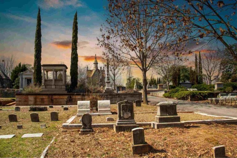 Oakland Cemetery 