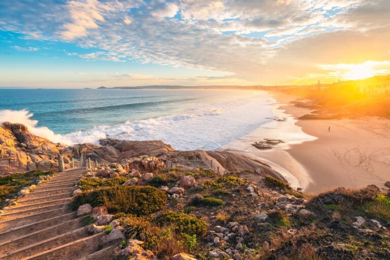 Sunset above the Encounter Bay in Port Elliot.