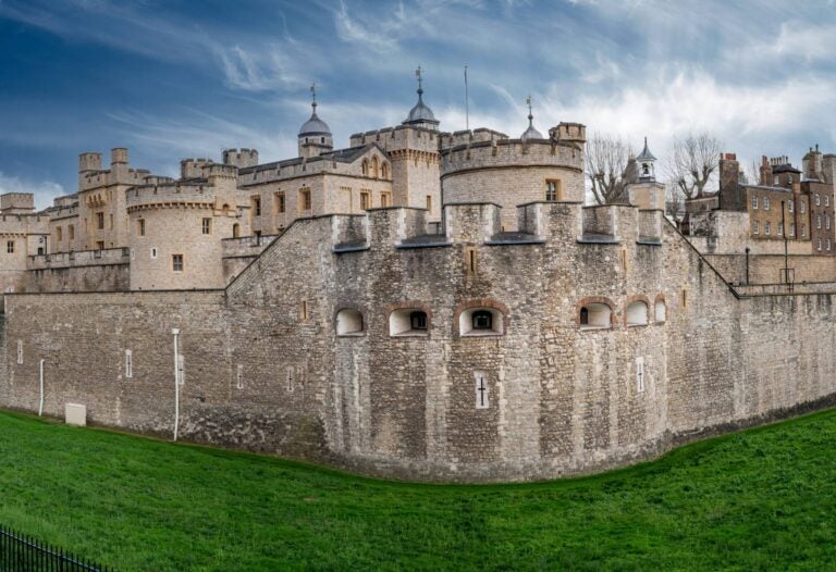 outsides of the tower of london