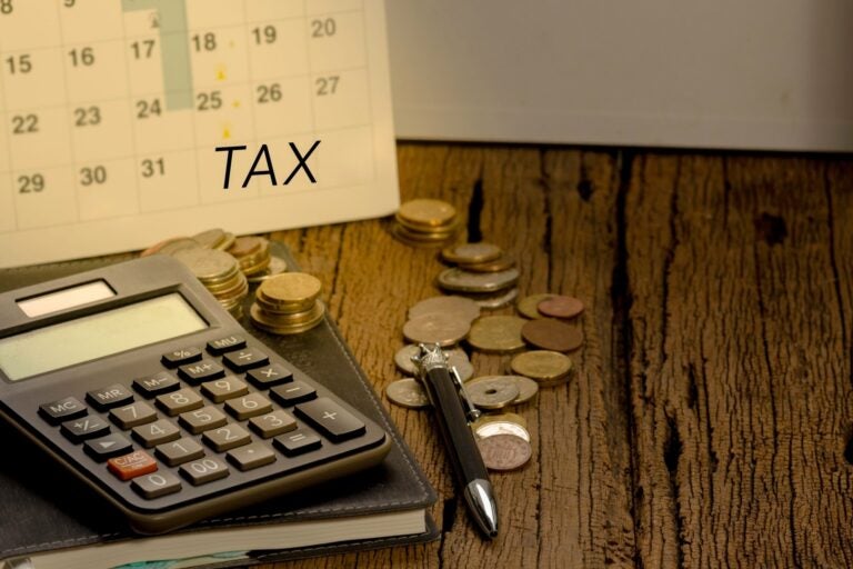 Calculating your tax as a digital nomad in the USA.