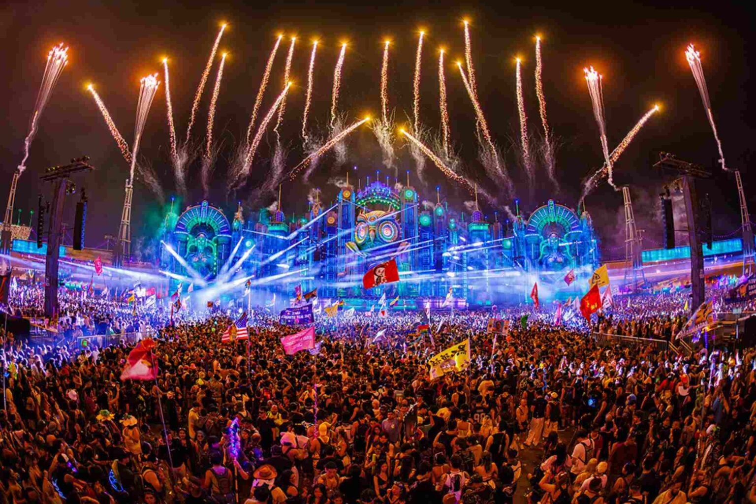 The top 9 biggest EDM festivals in the world - Holafly