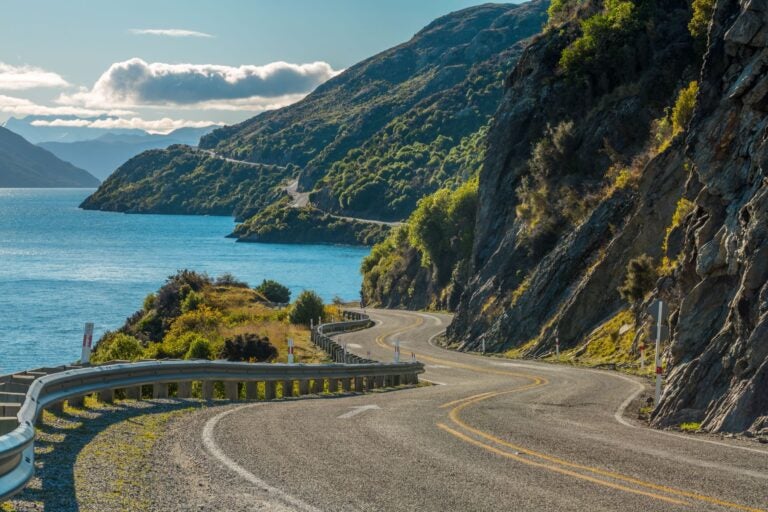 Road along Lake Wakatipu - best car rental Queenstown