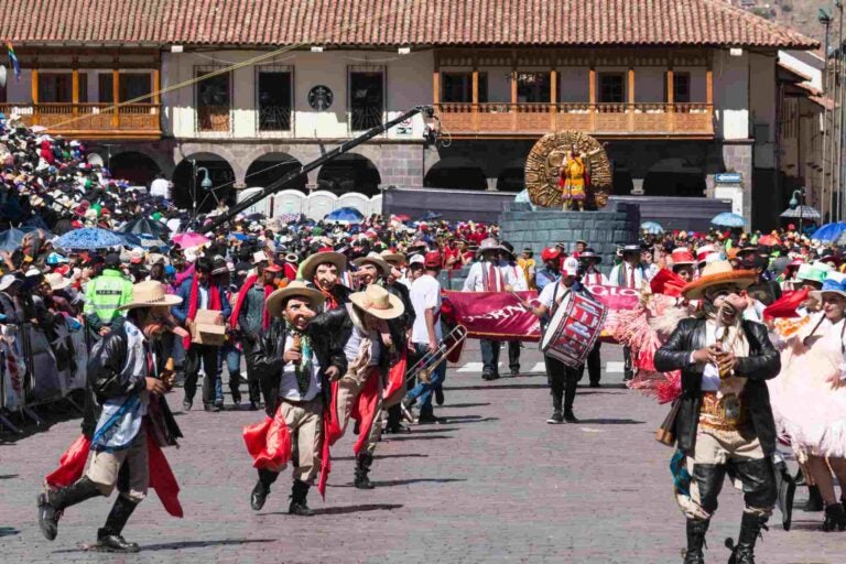 Traditional performers 