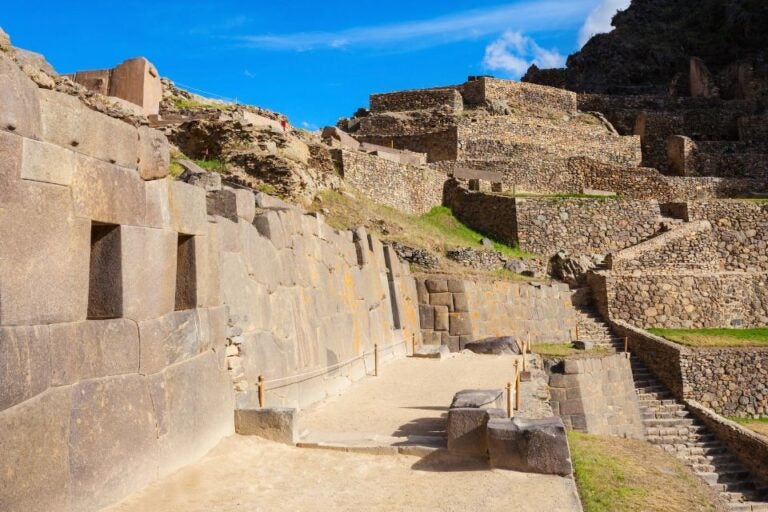 Ollantaytambo ruins