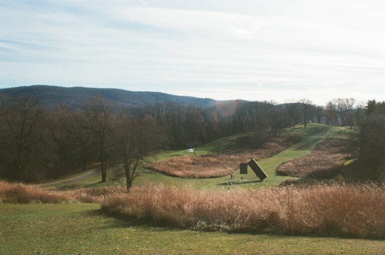 storm king art center statues in the hudson highlands