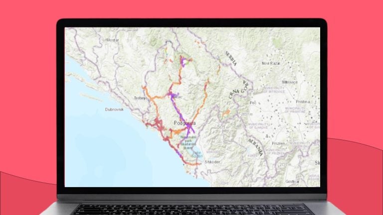 Mapa Czarnogóry z zaznaczonym obszarem zasięgu sieci komórkowej MTEL Podgorica.