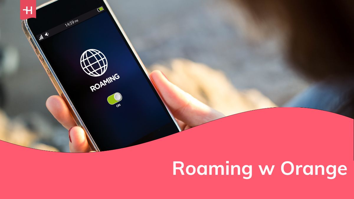 Kobieca dłoń trzymająca telefon