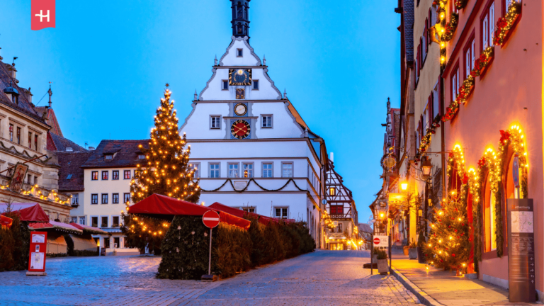 Jarmark bożonarodzeniowy w Rothenburgu.