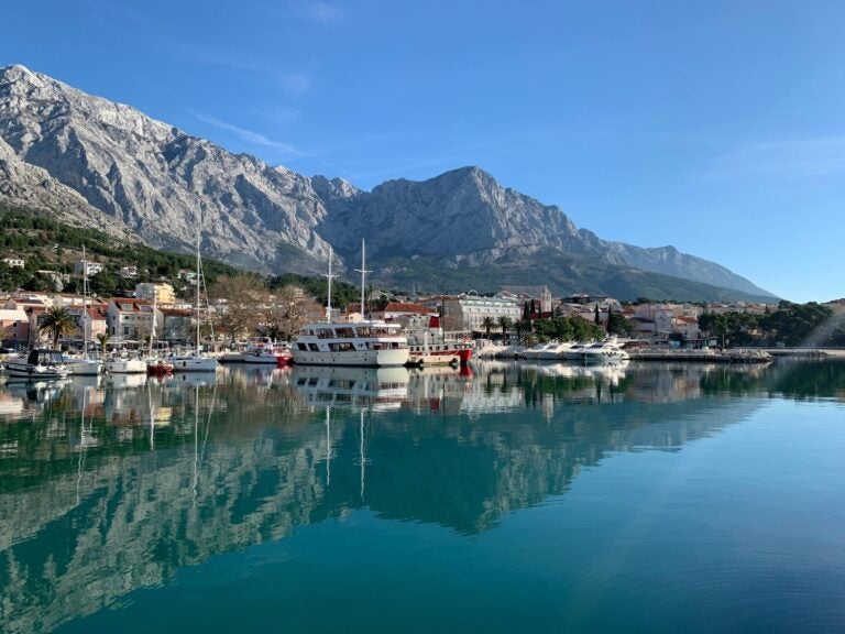 Wybrzeże Baska Voda. Riwiera Makarska, Chorwacja.
