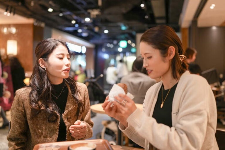 Japonki w restauracji