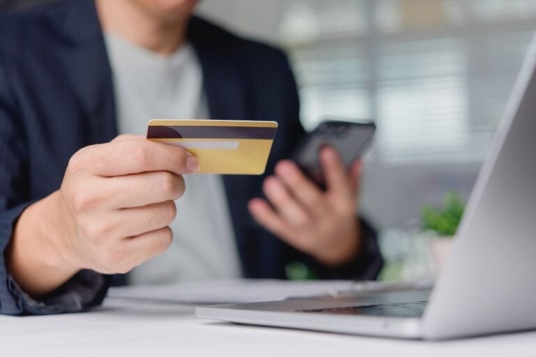tips for choosing debit cards
