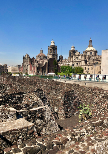 Aztekische Ruinen des Templo Mayor in der Nähe des Zocalo in Mexiko-Stadt, Mexiko.