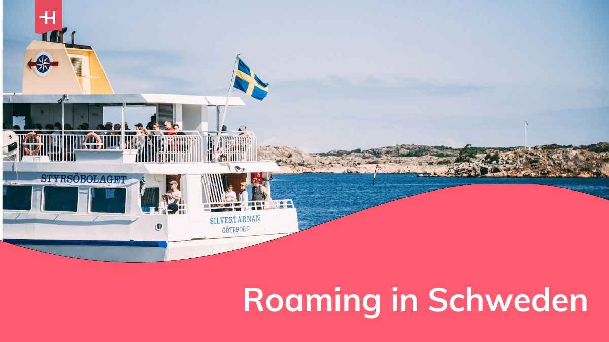 ein Boot, das in schwedischen Gewässern segelt