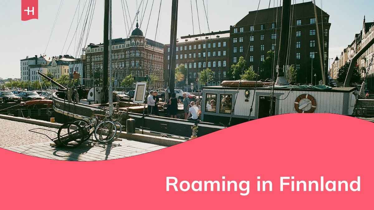 ein Boot an einem finnischen Pier